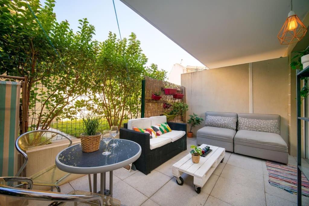 Fully Equipped Apartment With Terrace Sleeps 4 Marseille Exterior photo